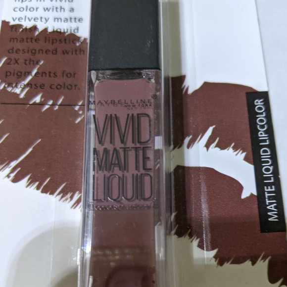 Maybelline Vivid Matte Liquid Lipcolor - Picture 2 of 3